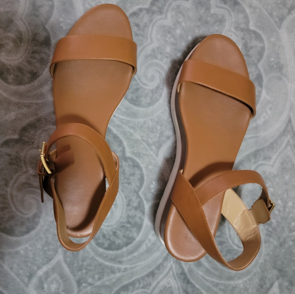 MICHAEL KORS Women Platform Sandales